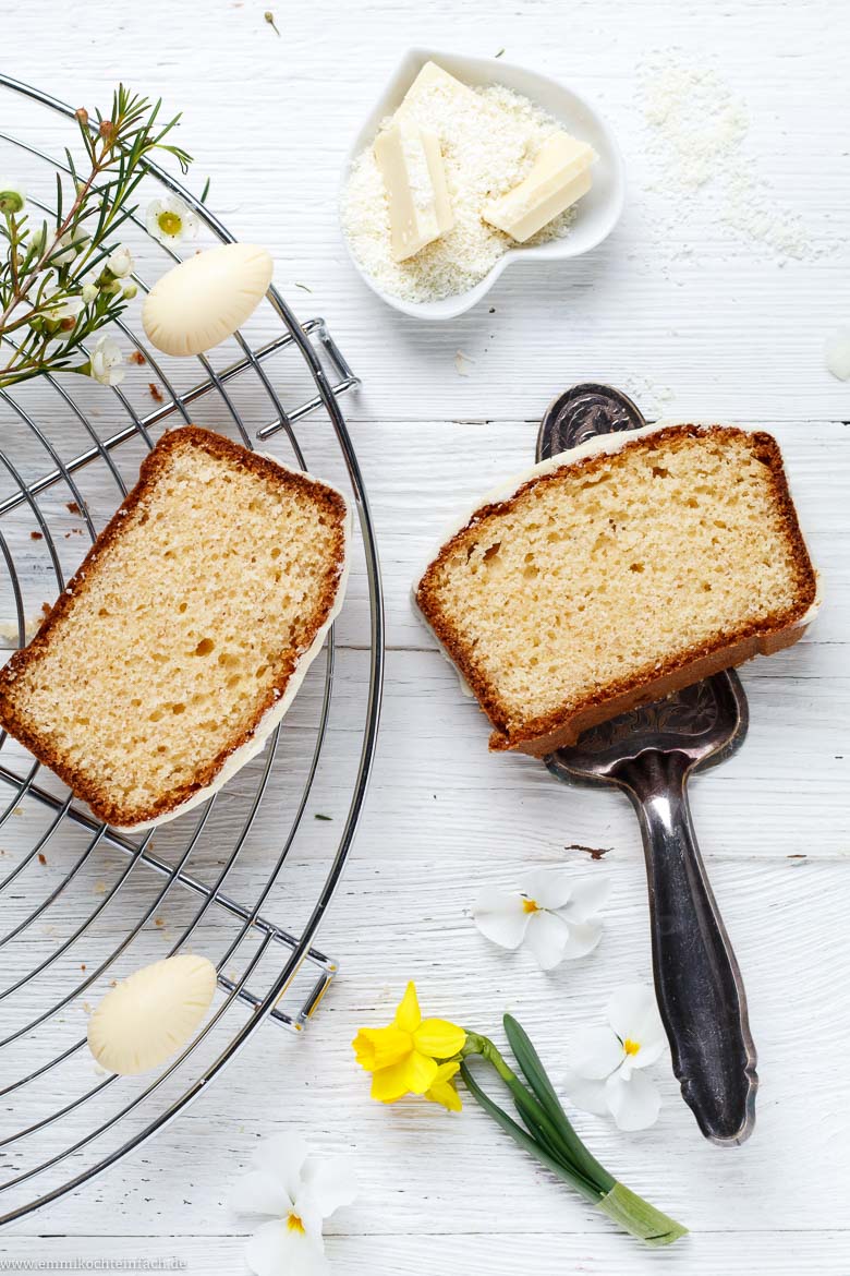 Sahne Rührkuchen mit weißer Schokolade - www.emmikochteinfach.de