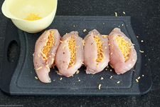 H&auml;hnchen breast Cordon bleu style with Grillgem&ndash;se