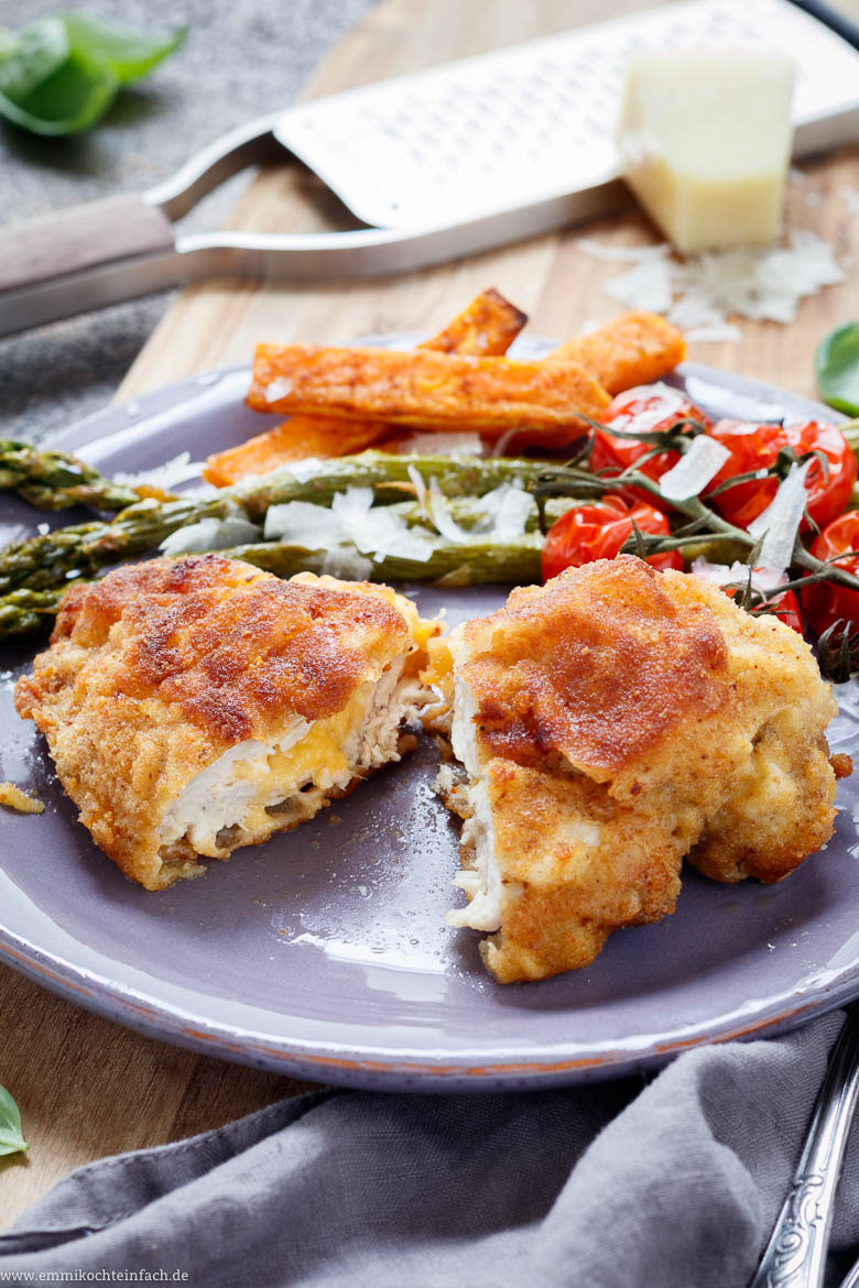 Hähnchenbrust-Cordon bleu Art mit Grillgemüse - www.emmikochteinfach.de