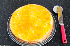 Spanish Easter cake with Marmeladenf&uuml;llung