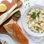 Mit weißem Spargel ist ein schneller Salat gezaubert - www.emmikochteinfach.de