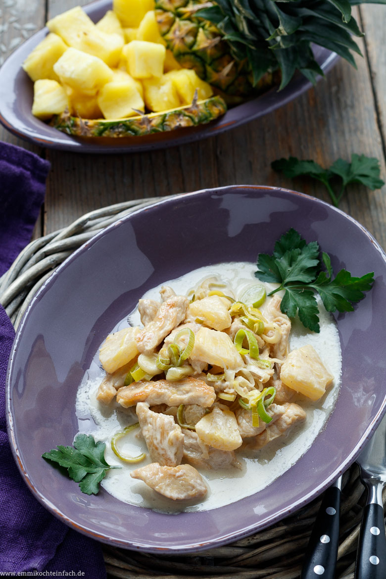 Schnelles Putengeschnetzeltes mit Ananas - www.emmikochteinfach.de