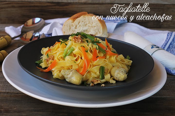 NOODLES WITH NUTS AND ARTICHOKES